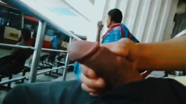 Daring Guy Flash Dick Infront Of Bass Station Clip - Auntymaza.com