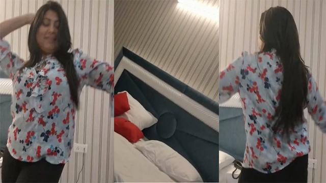 Horny Aunty Does Dirty Dance Then Sucks Viral - Auntymaza.com