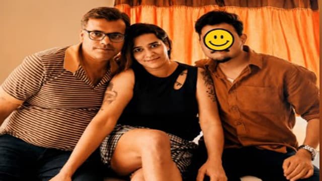 Most Demanding Threesome Sex Video With Husband And Lover - Auntymaza.com