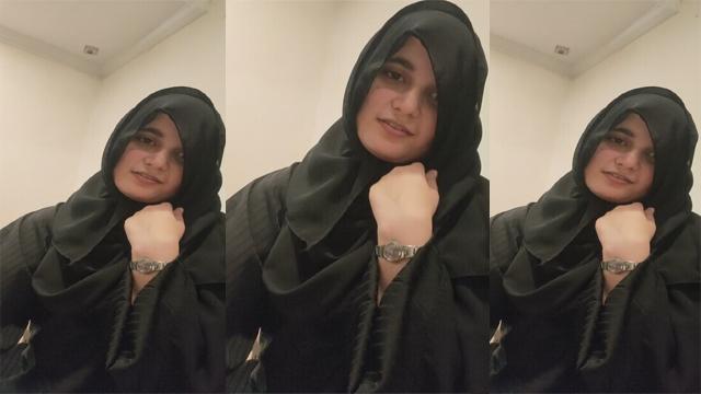 Young Punjabi Hijabi Wife Deep Sucking Ex Dick - Auntymaza.com