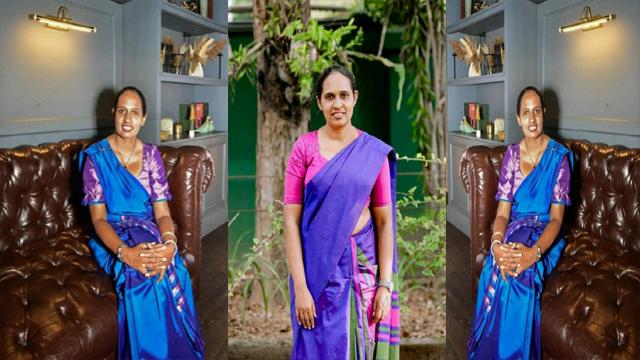 Marathi Office Aunty Affair Nude to Young Colleague - Auntymaza.com