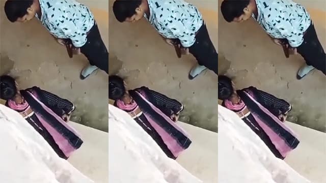 Uncle Chudai Young Girl Behind Bus Stop Highway Viral - Auntymaza.com