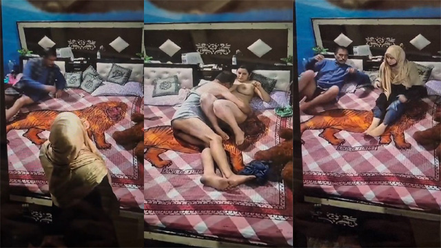 Indian Housewife’s Illicit Affair Clip Viral - Auntymaza.com Indian Housewife’s Illicit Affair Clip Viral - Auntymaza.com