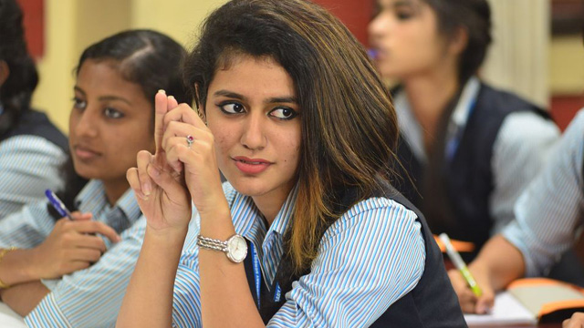 Famous Actress Priya Prakash – Varrier New Romance Scene Viral Online - Auntymaza.com