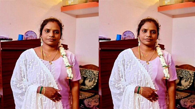 Mature Hot Bhabi – Hard Thresome Fuck - Auntymaza.com