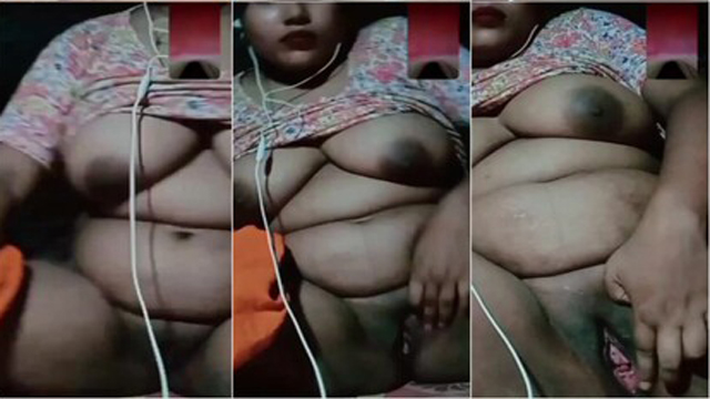 Bigboob Horny Bhabi Fingering Videos - Auntymaza.com